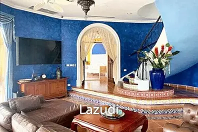 Exquisite Villa at Palm Hills Golf Club, Cha Am