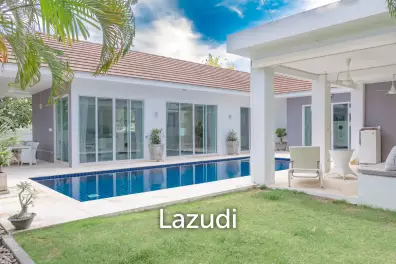 WHITESTONE VILLAS : Luxury Modern 3 Bed Pool Villa