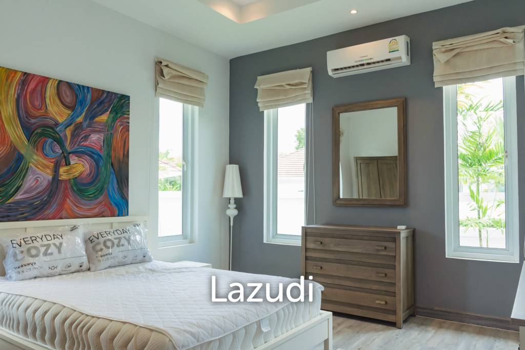 WHITESTONE VILLAS : Luxury Modern 3 Bed Pool Villa