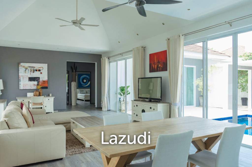 WHITESTONE VILLAS : Luxury Modern 3 Bed Pool Villa