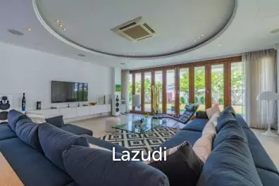 FALCON HILL : High Luxury 4 Bed Pool Villa + Maids Quarters