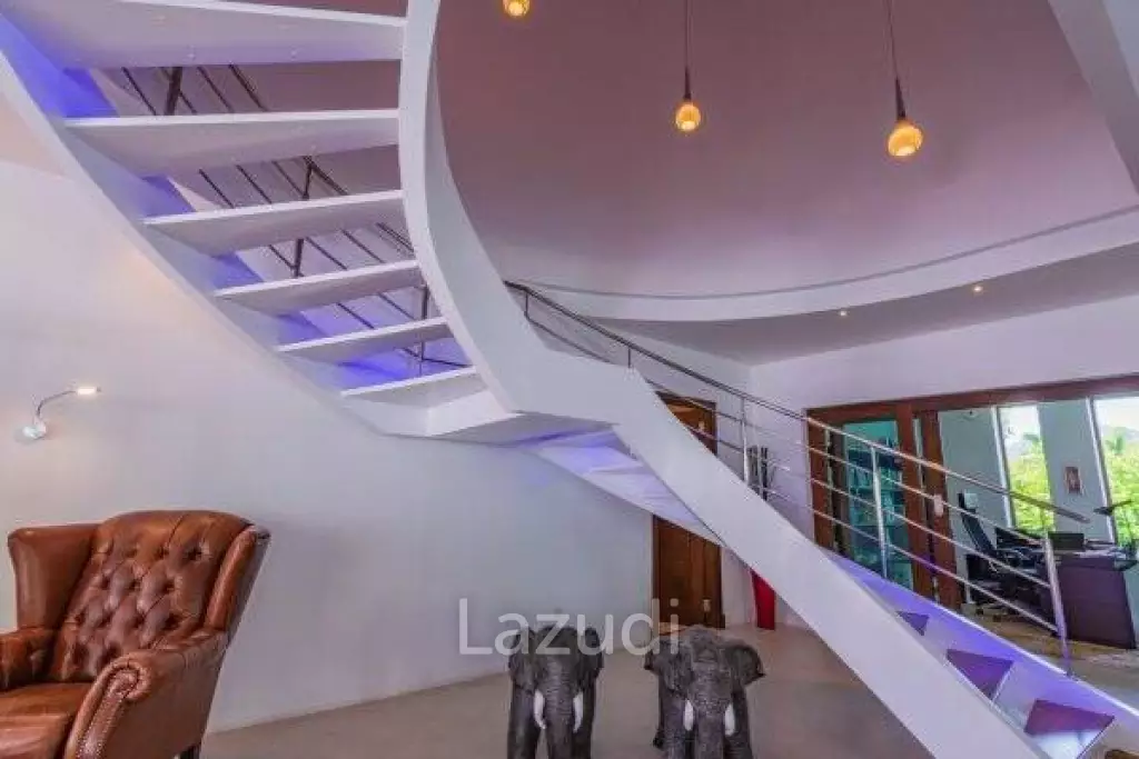 FALCON HILL : High Luxury 4 Bed Pool Villa + Maids Quarters