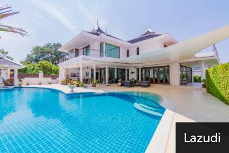 FALCON HILL : High Luxury 4 Bed Pool Villa + Maids Quarters