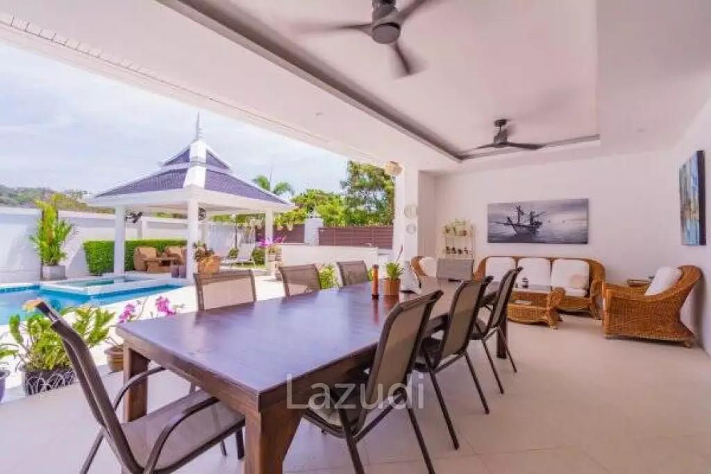 FALCON HILL : High Luxury 4 Bed Pool Villa + Maids Quarters