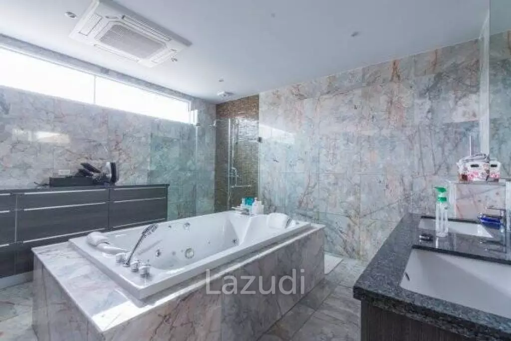 MALI RESIDENCE : 5 Bed Pool Villa with roof top terrace for great views.