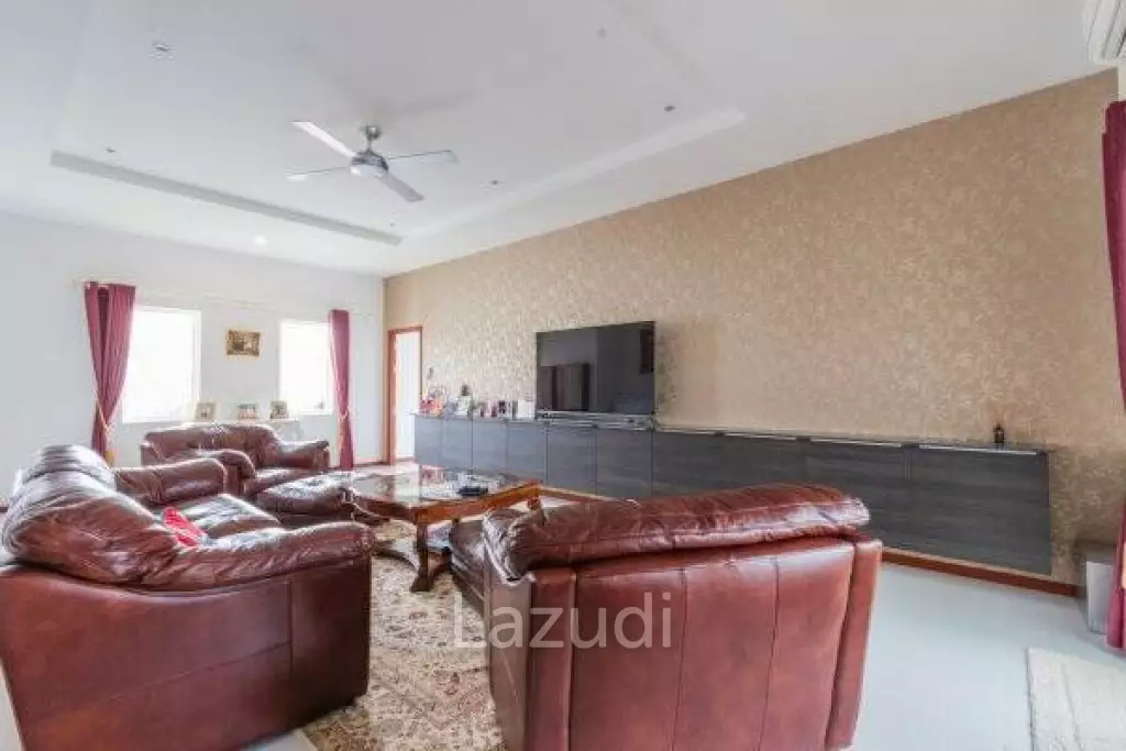 MALI RESIDENCE : 5 Bed Pool Villa with roof top terrace for great views.