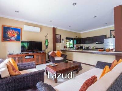 HEIGHTS 2 : Very well presented 3 Bed pool villa
