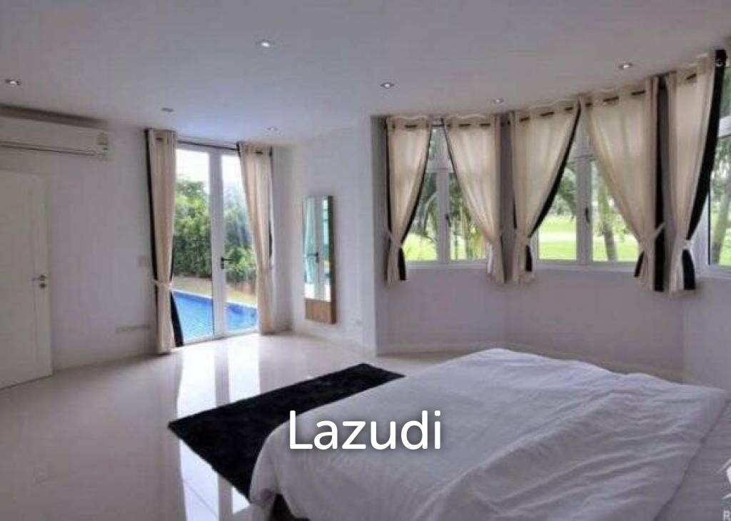 700 Kvm 4 Seng 5 Bad Villa for Salg