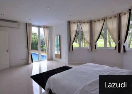 BLACK MOUNTAIN VILLAS : Well Designed 4 bed pool villa with golf course views