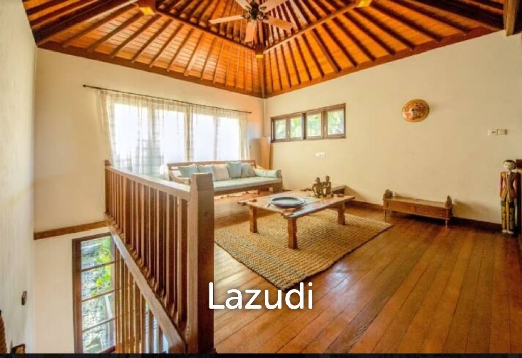 Remarkable Freehold villa with ocean views in Pecatu