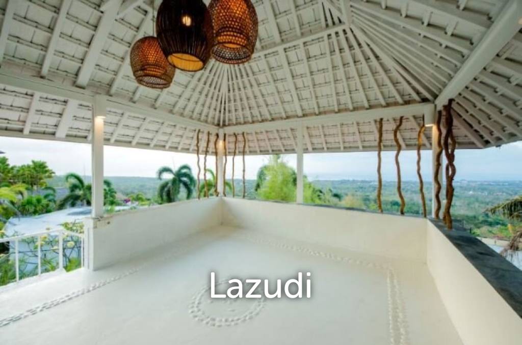 Remarkable Freehold villa with ocean views in Pecatu