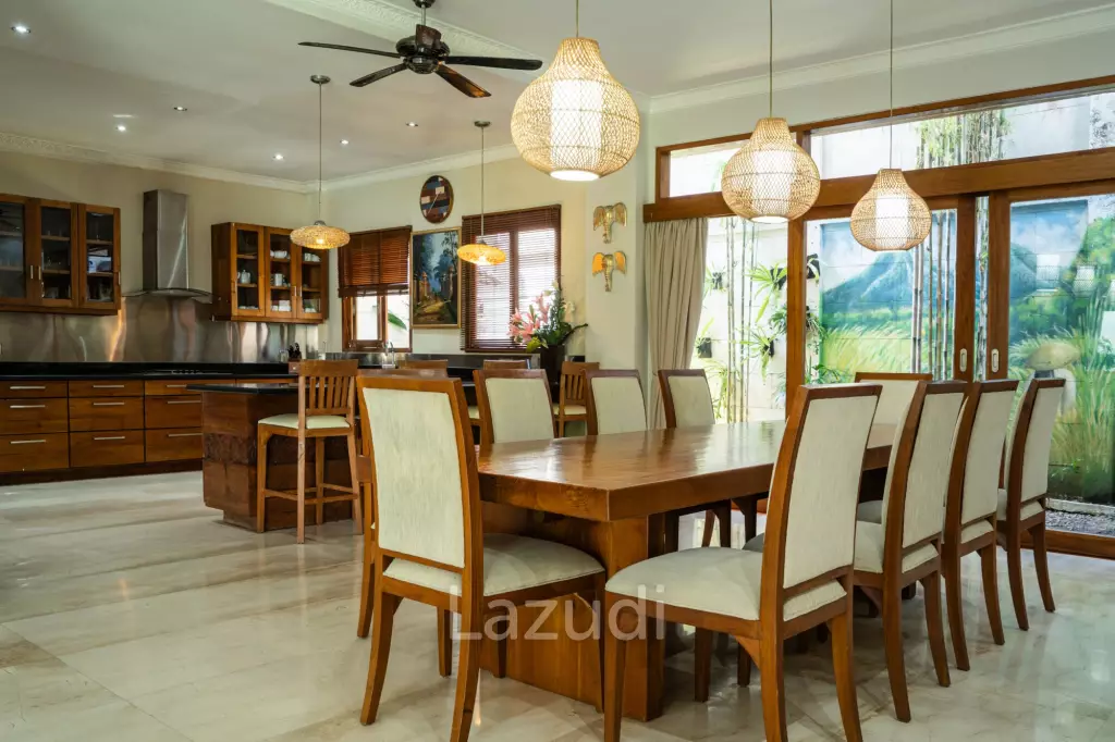 Stunning Freehold Luxury Home in Kerobokan