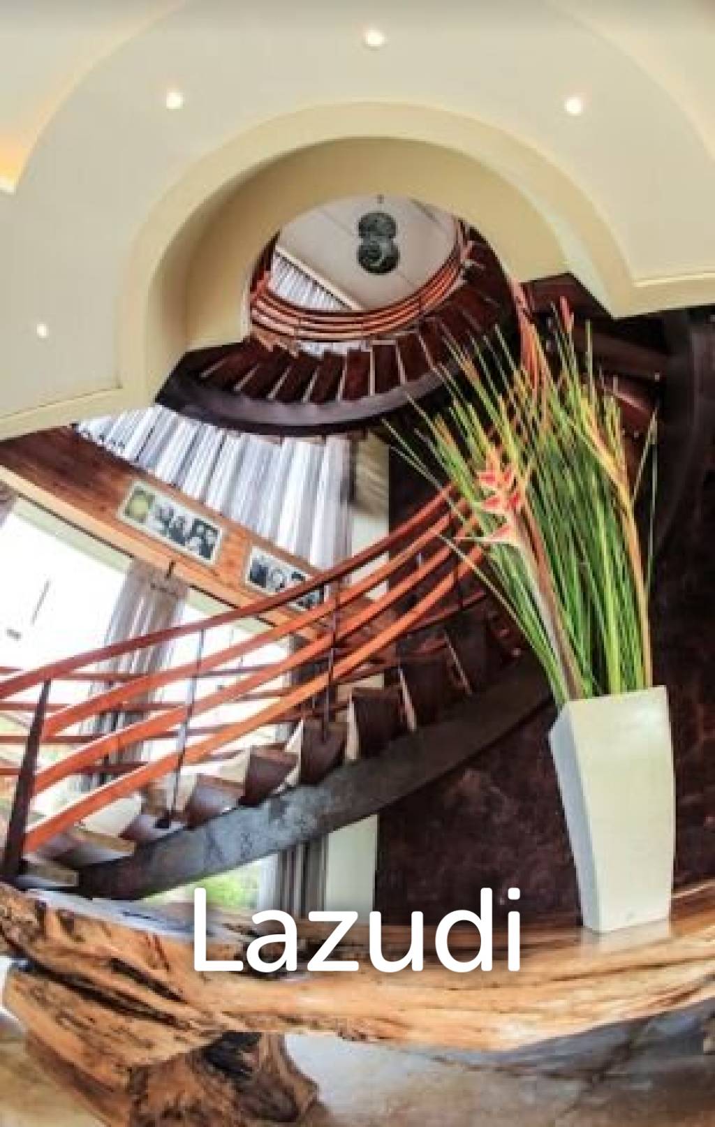 Designer Freehold Villa in Bukit with 4 bedrooms and fully furnished