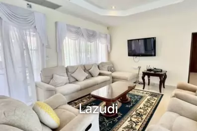 STUART PARK 2 : Quality 4 Bed Pool Villa