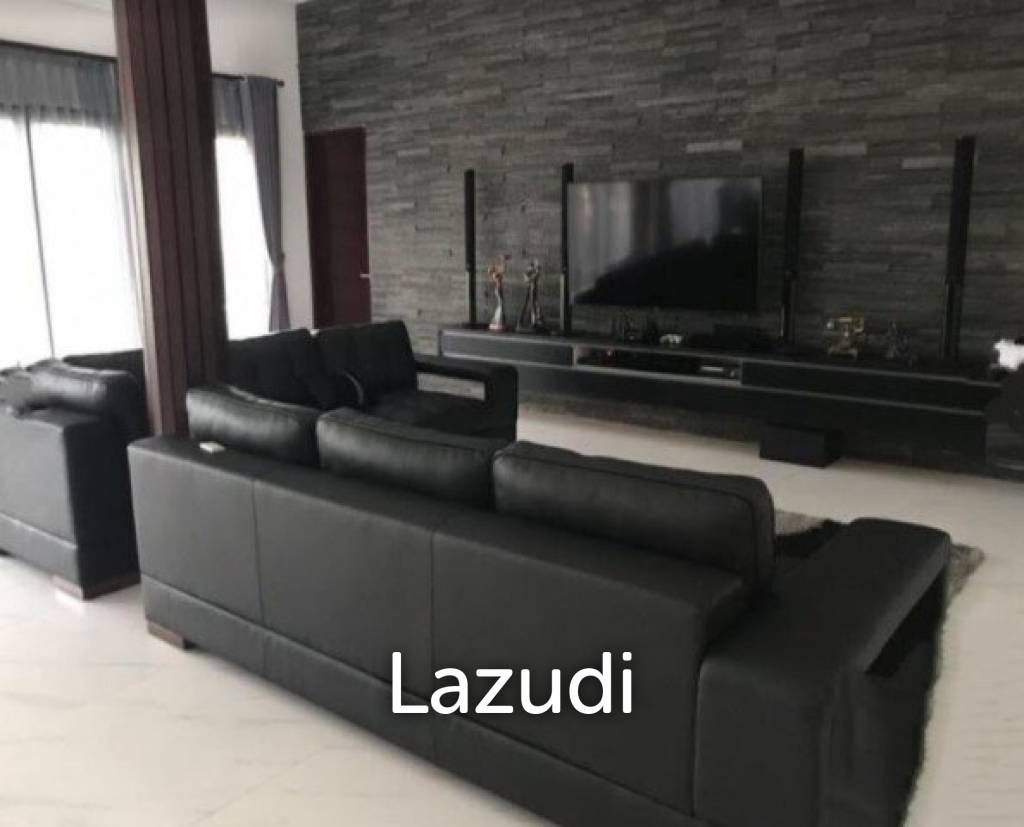Lovely Freehold Villa For Sale in Berawa Canggu