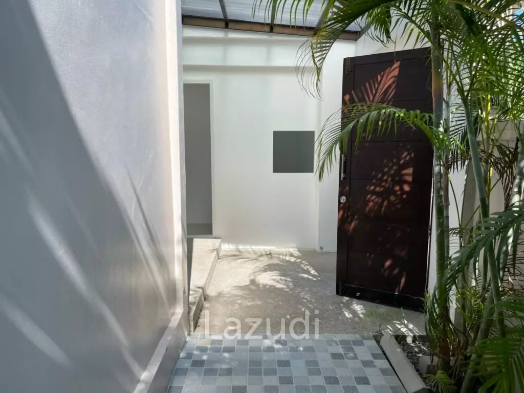 Pool Villa for Sale at Palm Lakeside