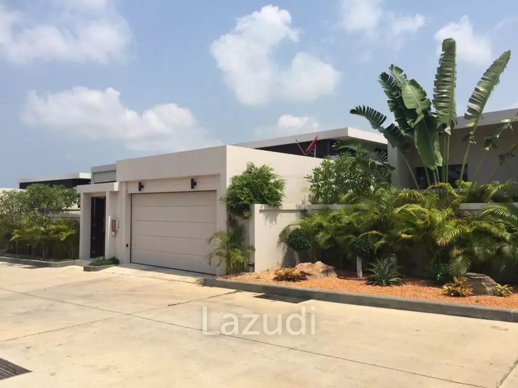 Pool Villa for Sale at Palm Lakeside