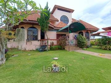 Pool Villa for Sale in Marbprachan