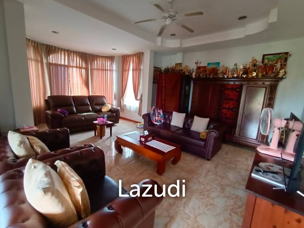 Pool Villa for Sale in Marbprachan