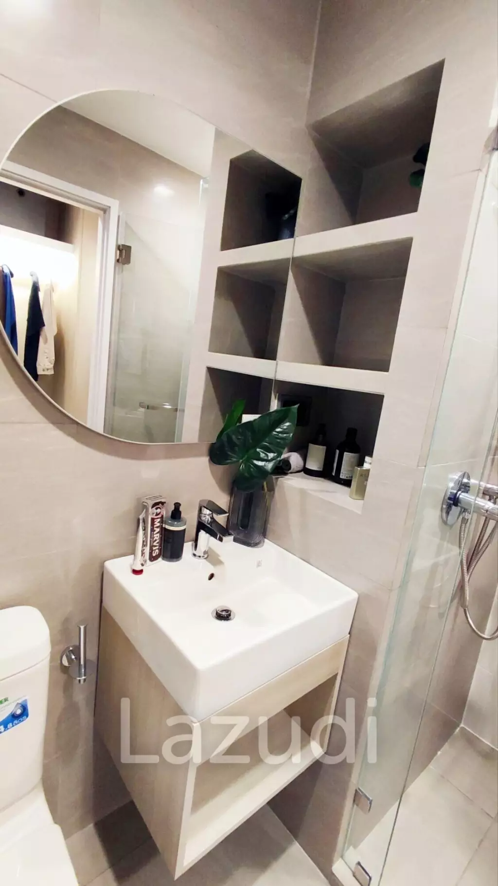 Hot Deal ! Studio Reference Sathorn - Wongwianyai
