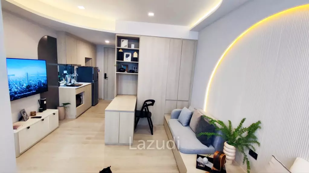 Hot Deal ! Studio Reference Sathorn - Wongwianyai