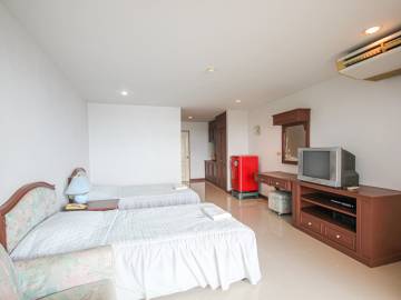 Renovated Beach View Property at VIP Chaam