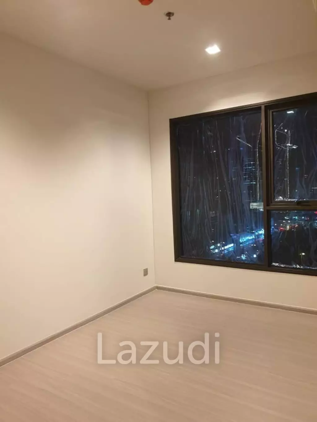 2 Bed 2 Bath 58 SQ.M LIFE Asoke - Rama 9