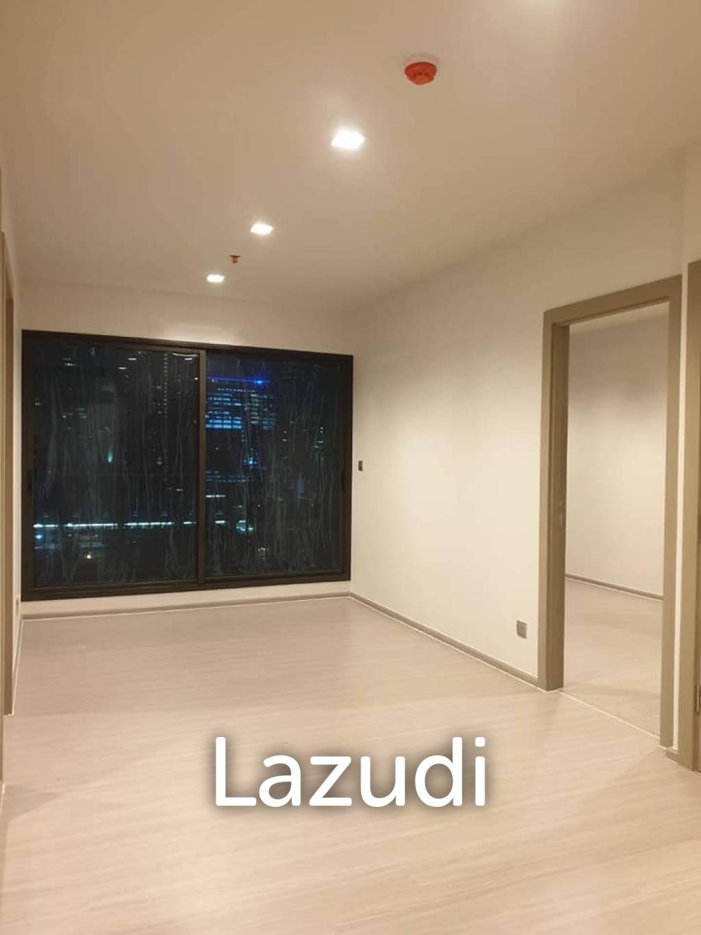2 Bed 2 Bath 58 SQ.M LIFE Asoke - Rama 9
