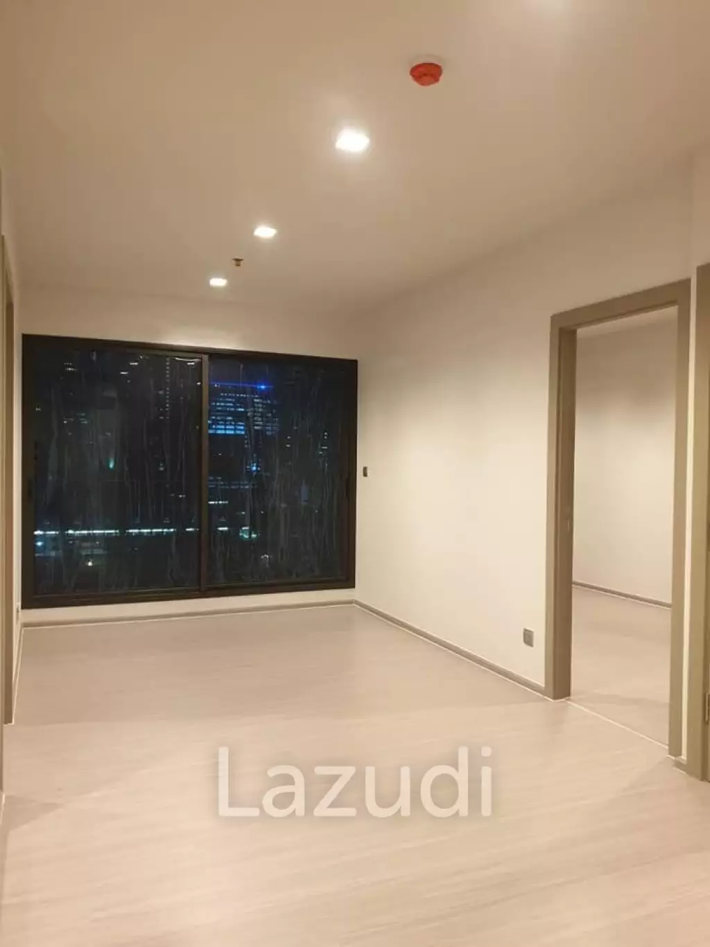 2 Bed 2 Bath 58 SQ.M LIFE Asoke - Rama 9
