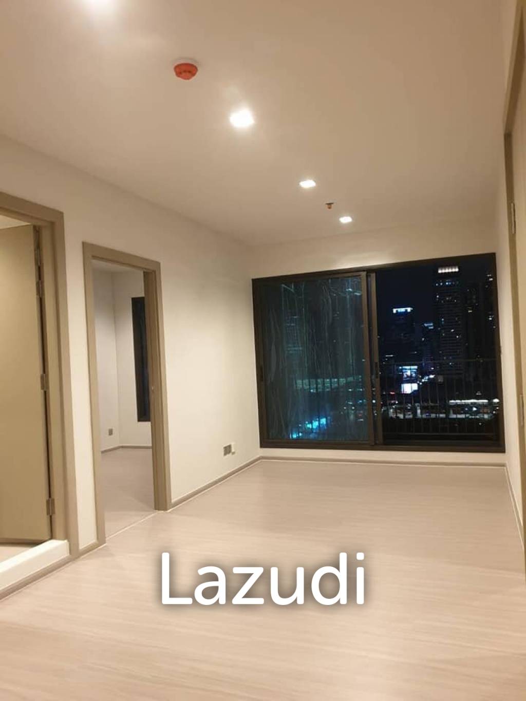 2 Bed 2 Bath 58 SQ.M LIFE Asoke - Rama 9