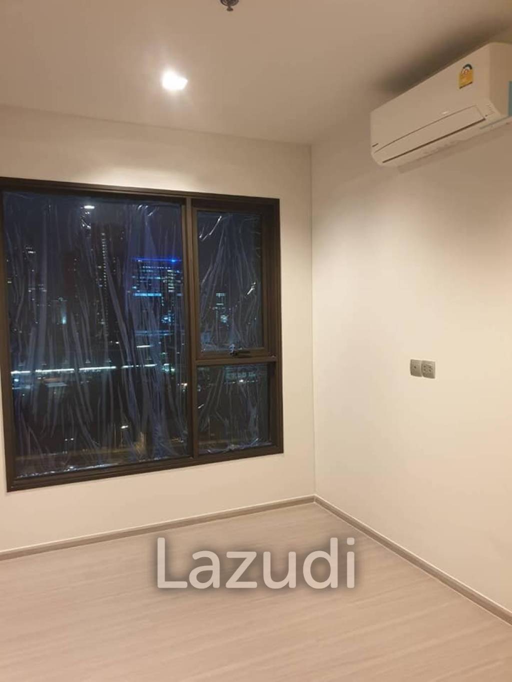 2 Bed 2 Bath 58 SQ.M LIFE Asoke - Rama 9