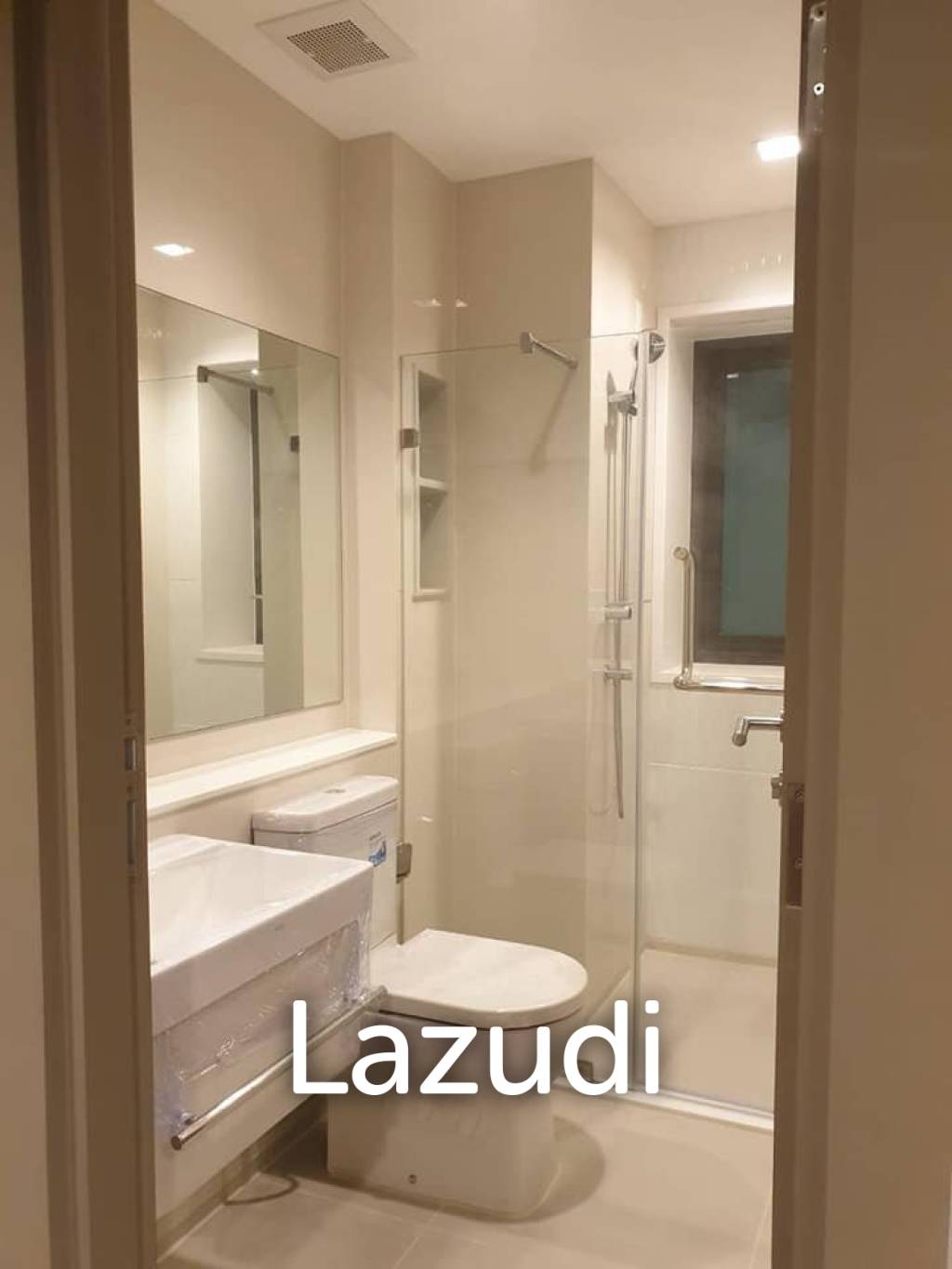 2 Bed 2 Bath 58 SQ.M LIFE Asoke - Rama 9