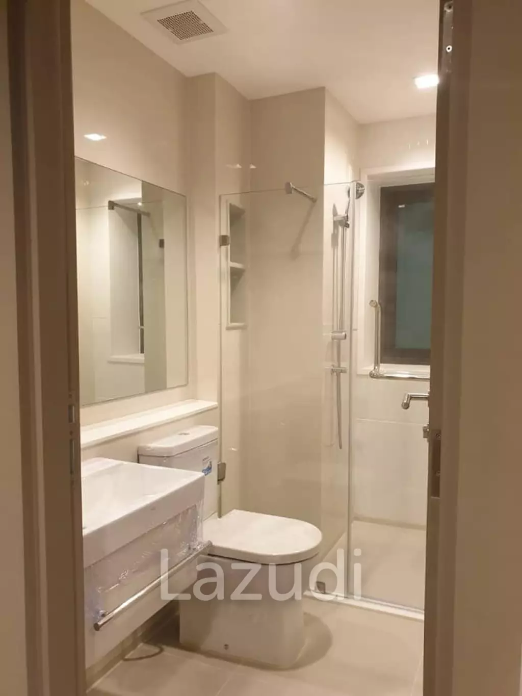 2 Bed 2 Bath 58 SQ.M LIFE Asoke - Rama 9