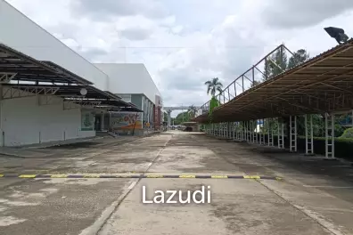 Pink Line Trian Showroom Building for Rent