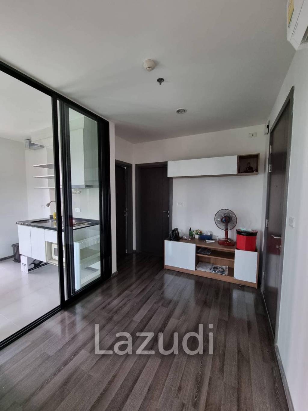 1 Bed 31 SQ.M The Base Park East Sukhumvit 77