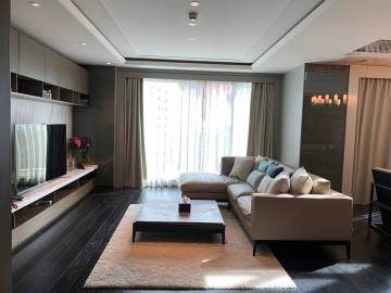3 Bed 3 Bath 248 Sqm Condo For Rent