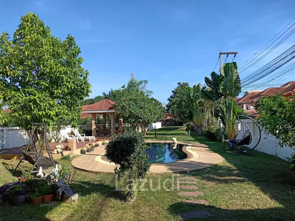 Pool Villa for Sale in Chaiyapruek 1