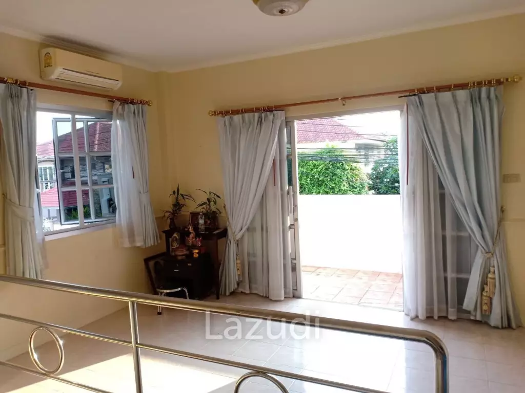 Pool Villa for Sale in Chaiyapruek 1