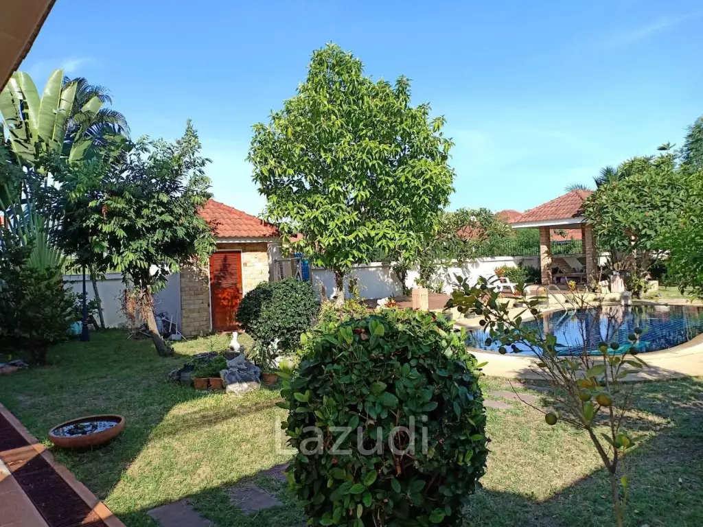 Pool Villa for Sale in Chaiyapruek 1