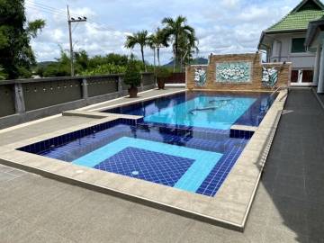 House for sale in Huayyai