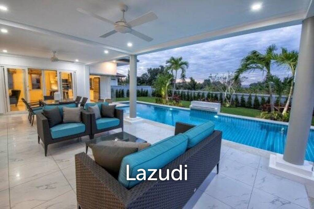 648 ตร.ม 3 เตียง 3 อาบน้ำ วิลล่า For ขาย