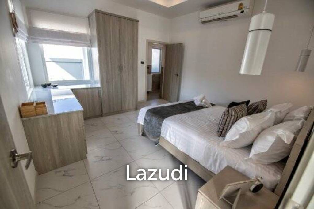 648 ตร.ม 3 เตียง 3 อาบน้ำ วิลล่า For ขาย