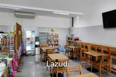 Retail shop for rent in RichPark Triple Station