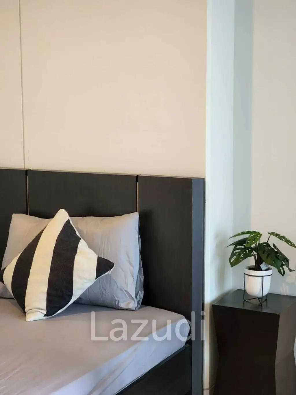 2 Bed 2 Bath 64.2 Sqm Condo For Rent