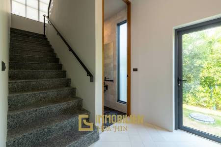 5 Bed 4 Bath 295 SQ.M Phu Montra K.Haad