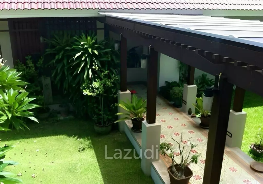 Amazing Royal House 2 Bed 1 Bath For Sale in Chonburi