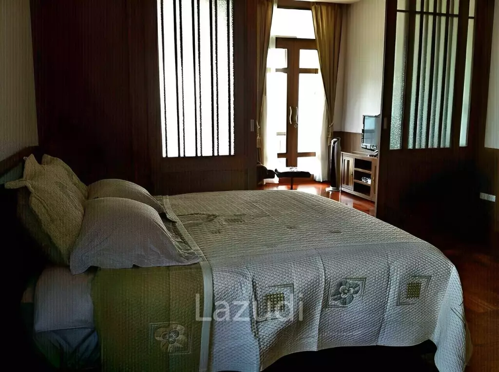 Amazing Royal House 2 Bed 1 Bath For Sale in Chonburi