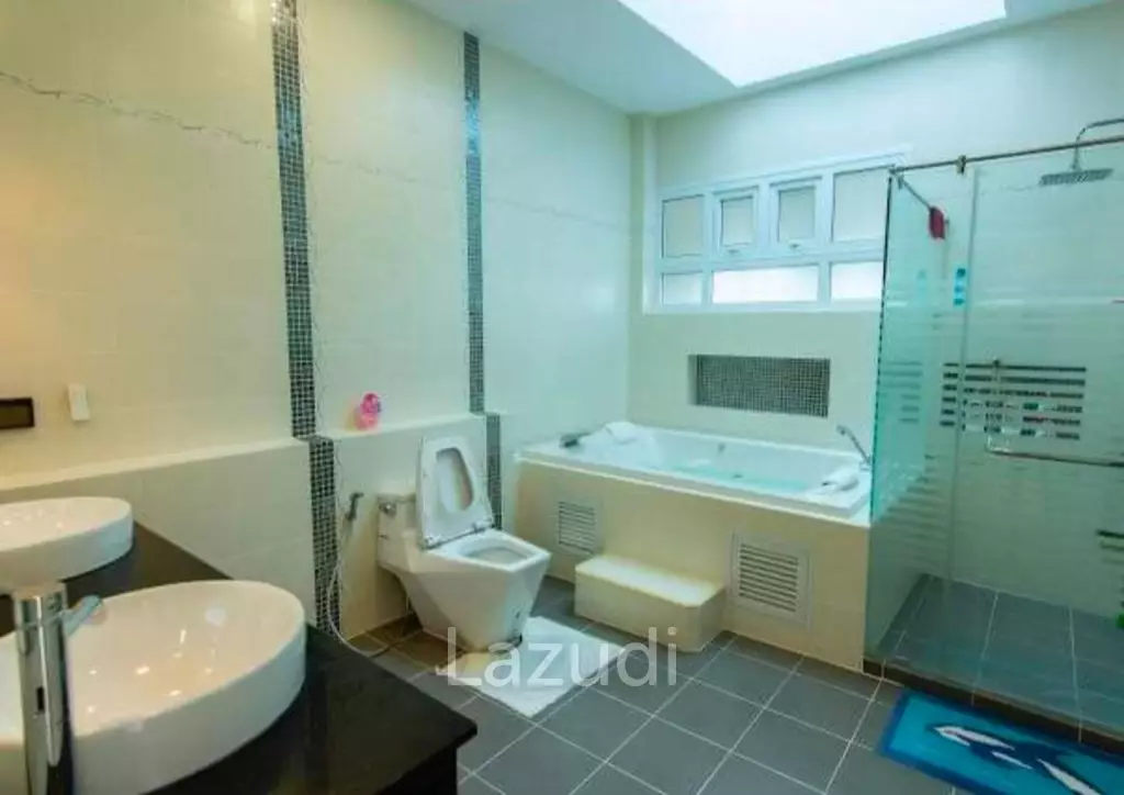 4 Bed 220 SQ.M Pool Villa at Baan Dusit Pattaya