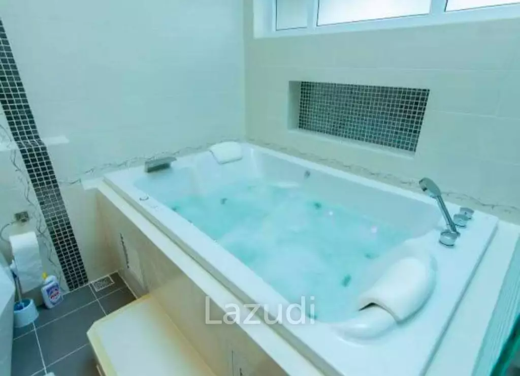 4 Bed 220 SQ.M Pool Villa at Baan Dusit Pattaya