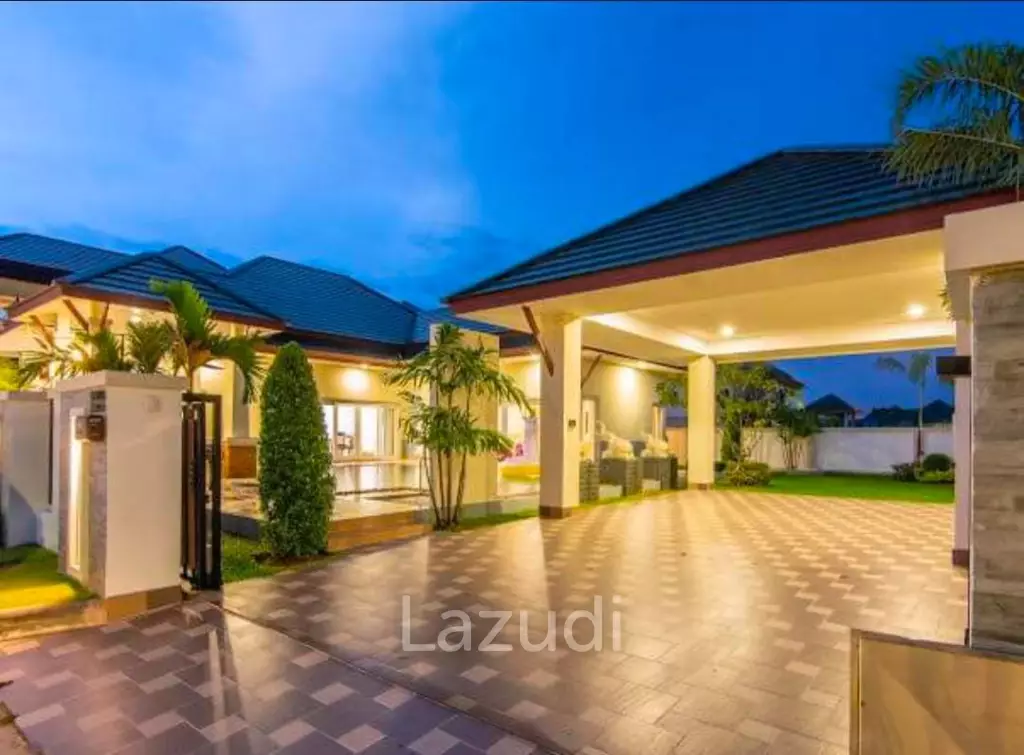 4 Bed 220 SQ.M Pool Villa at Baan Dusit Pattaya